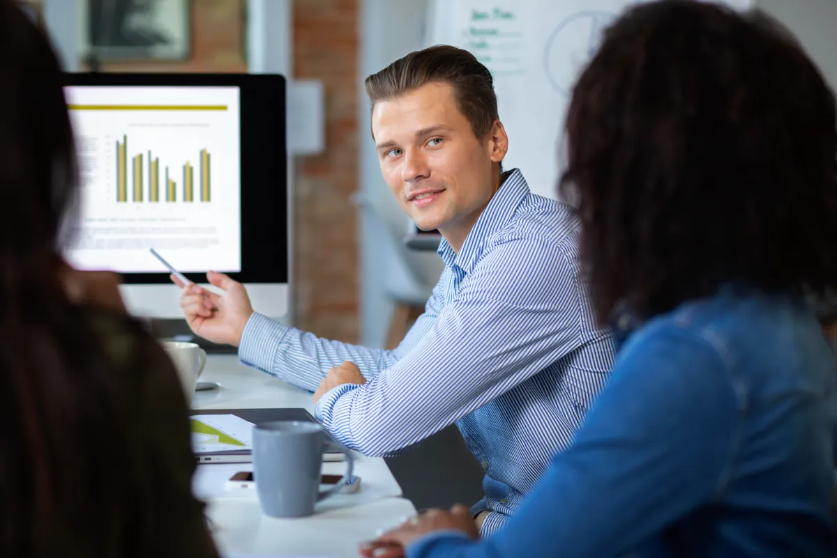 Sales Surge: The Dynamics of Performance Management Platforms