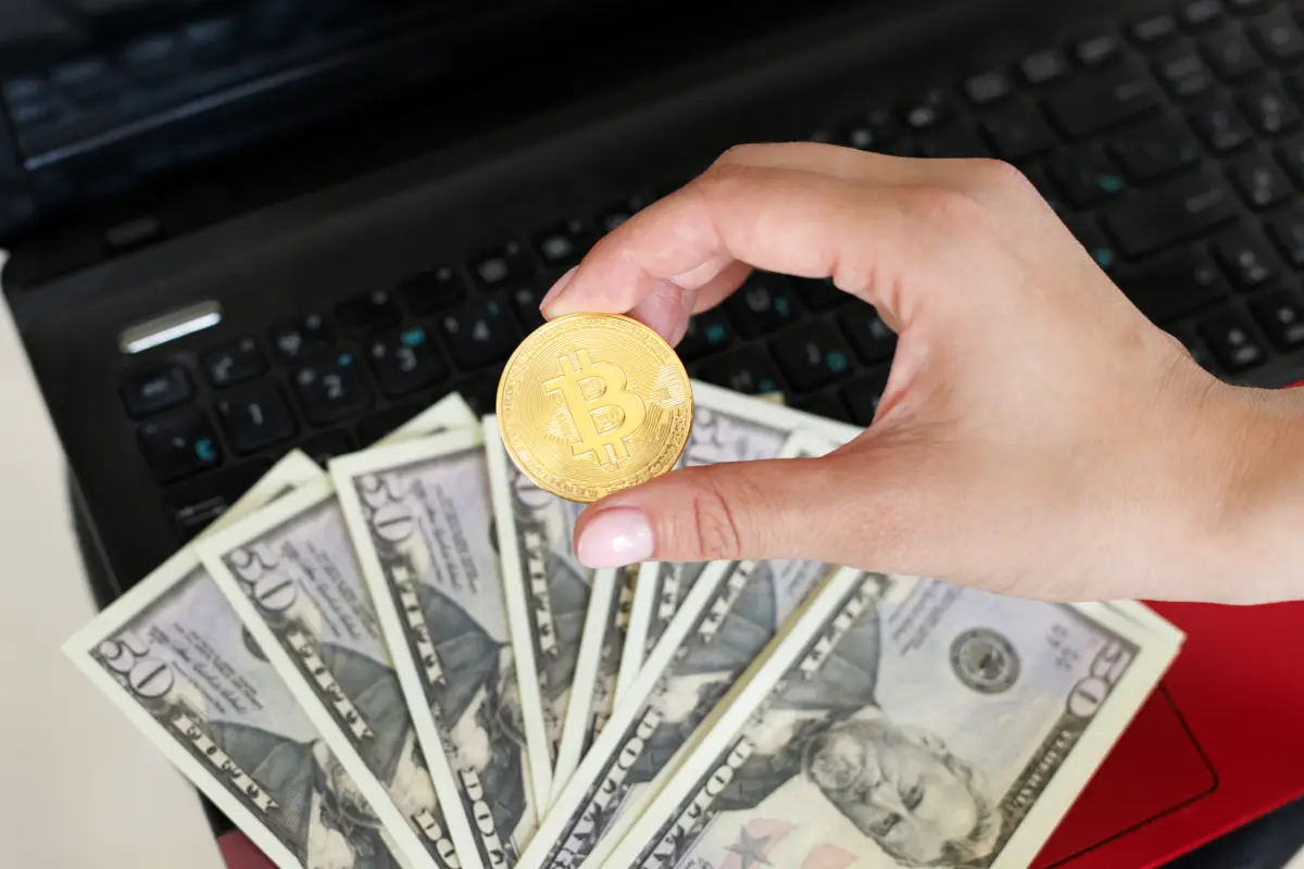 A Detailed Guide on How to Cash Out Bitcoin Instantly