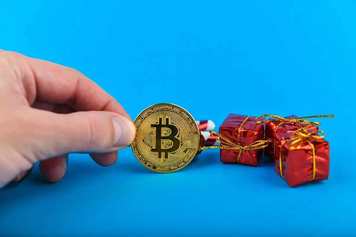 Turn Unused Gift Cards into Crypto: Why Selling Gift Cards for Cryptocurrency is a Smart Move