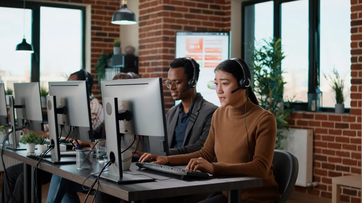Outsource Answering Service: Boosting Efficiency and Customer Satisfaction