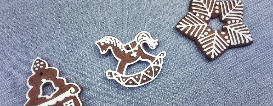 Why Are Custom Pins Suitable For Official Or Formal Uses