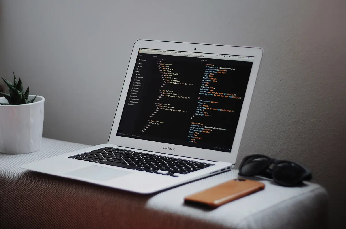 Why SEO-Friendly Website Builders Are Key for Small Businesses