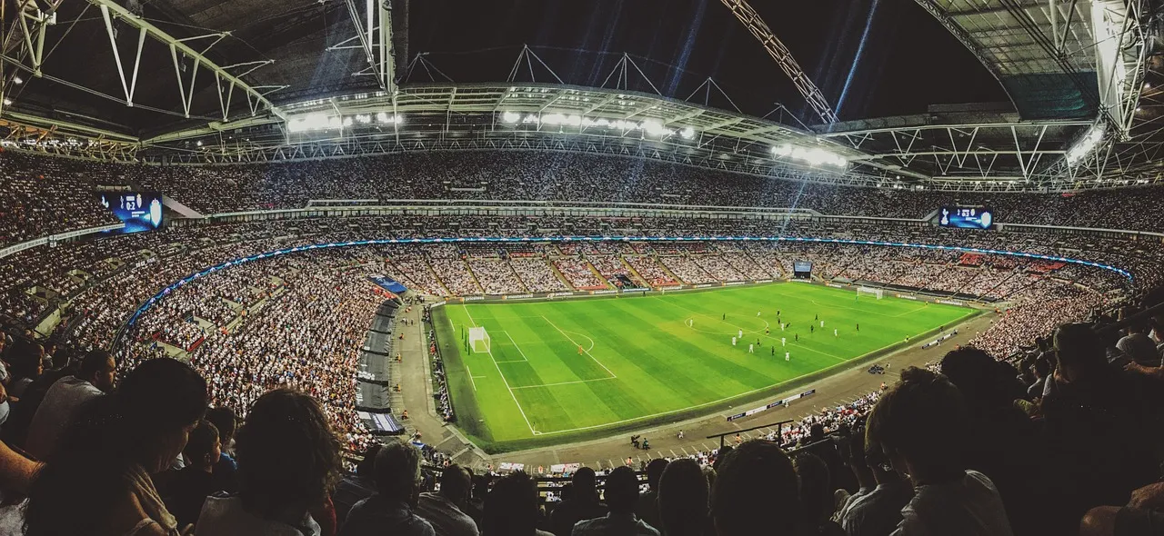 Online Marketing Strategies for Promoting Soccer Clinics and Clubs