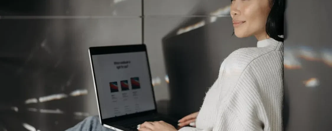 Strategies for Optimizing SEO with E-commerce Themes