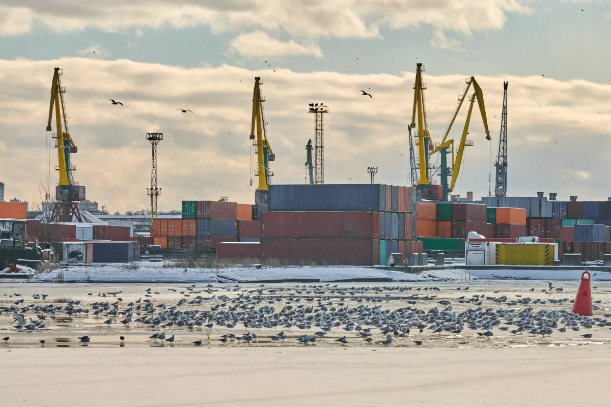 Why Shipping Container Storage is Revolutionizing the Storage Industry