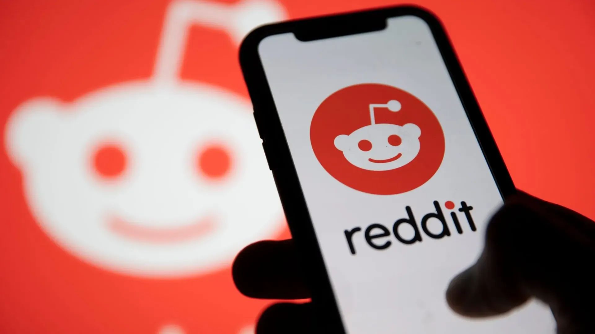 Top 10 Best Sites to Buy Reddit Upvotes Safely and Effectively
