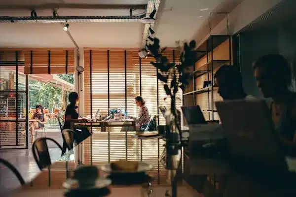 How to Choose the Best Meeting Room Booking Software for Your Coworking Space