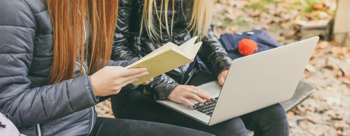 How to promote books using online reading communities