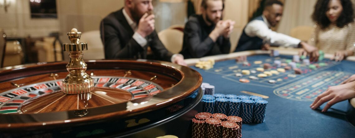 free spins and free chips Canadian casinos