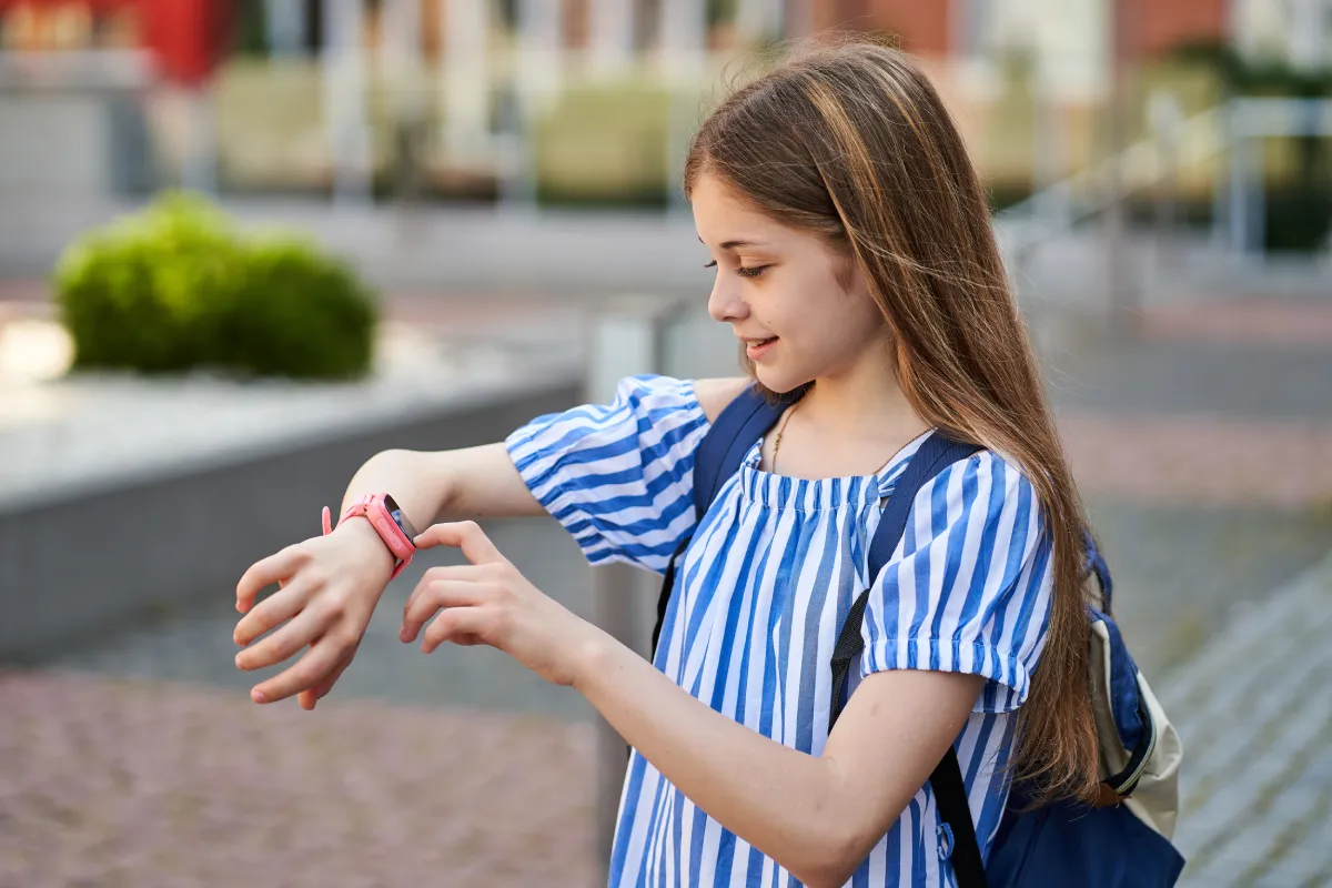 Exploring the Advantages of GPS Tracking Devices for Children's Safety and Security