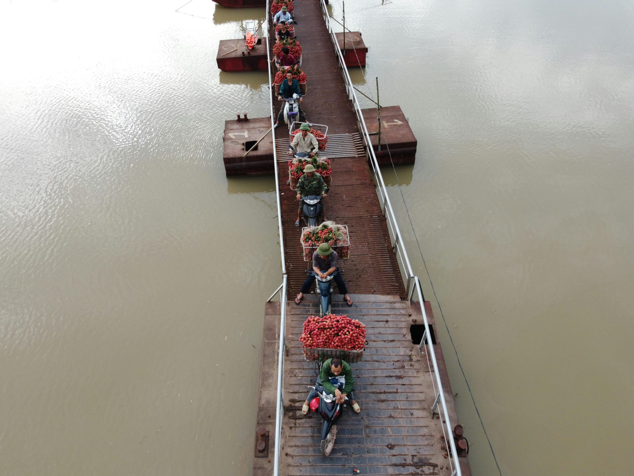cross-border shipping from Vietnam