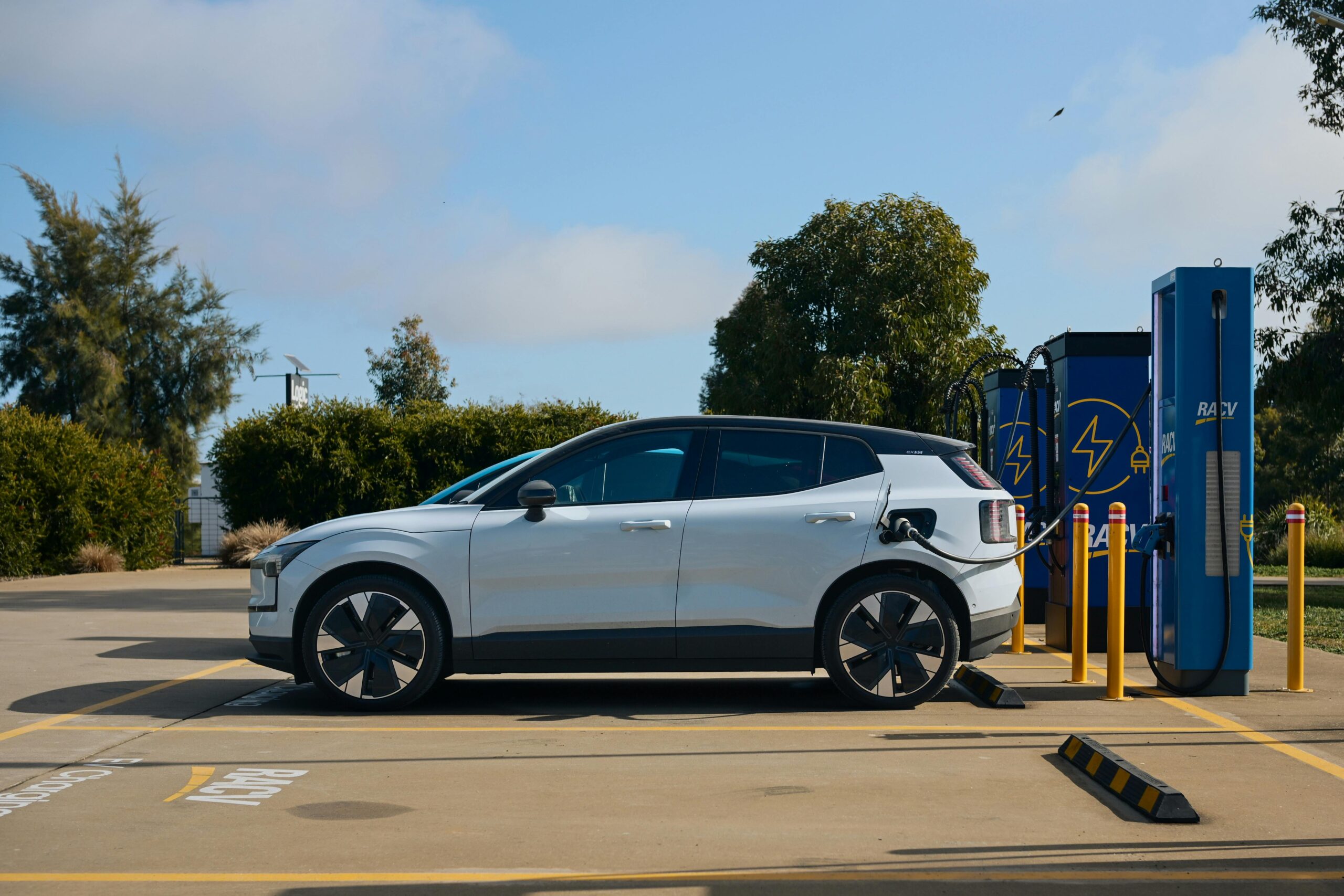 Car and Electric Car News 2025