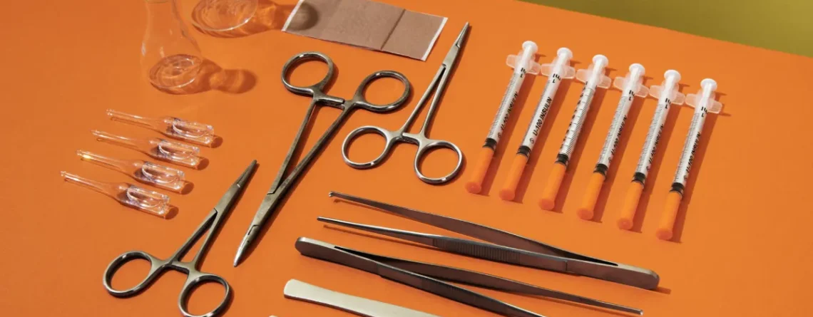 Kocher Forceps Uses: A Surgical Essential Explained