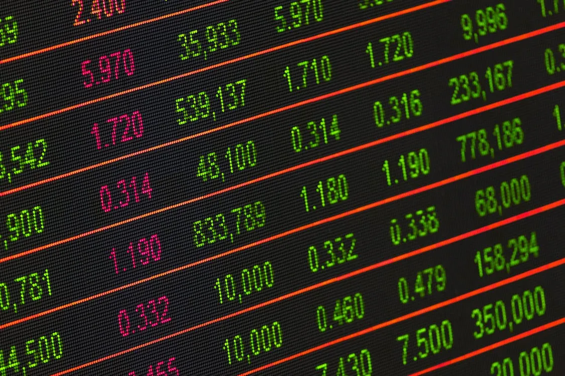 What is Trading in Simple Terms and How to Start Earning