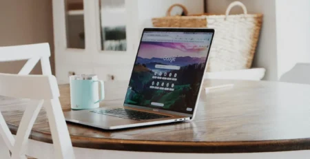 Which Domain Registrars Are Most Recommended on Reddit?