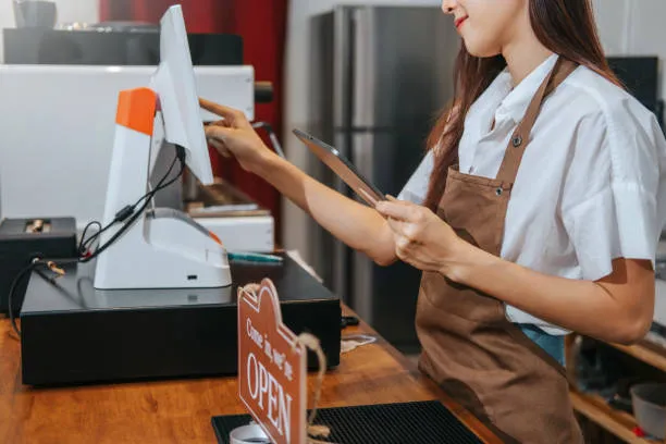 11 Cloud-Based POS Advantages Every Restaurant Owner Should Understand