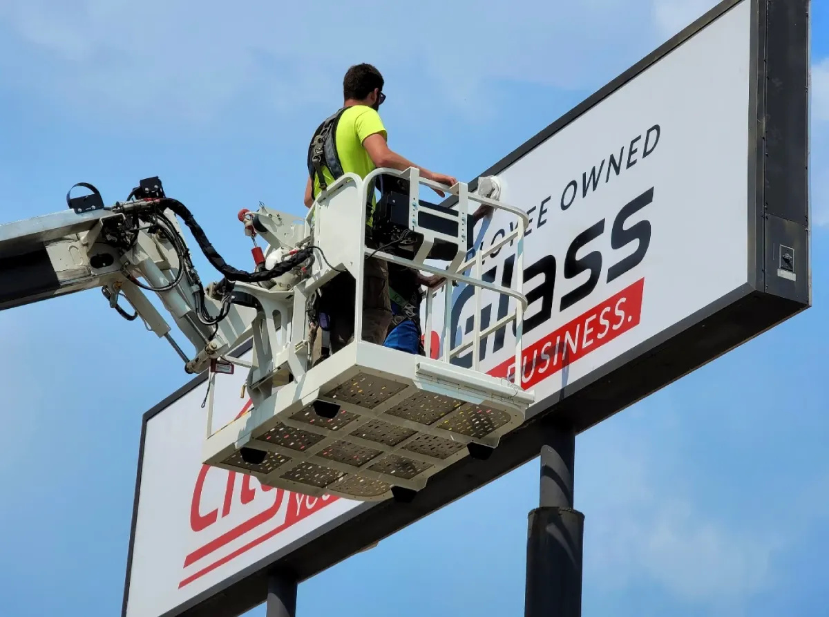 2025 Is the Year to Professionalize Sign Installation Partnerships