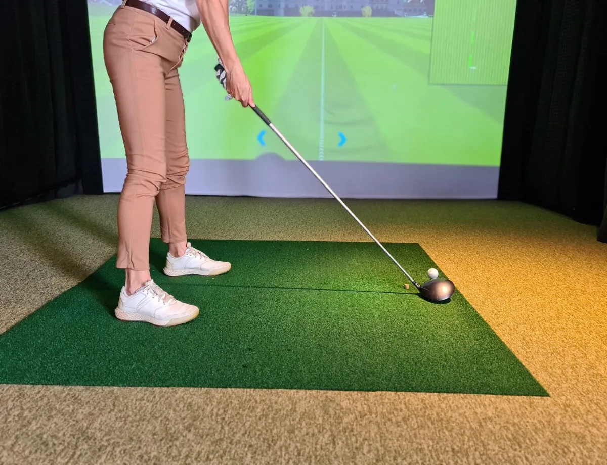 The Growing Appeal of Home Golf Simulators: What’s Fueling the Trend?