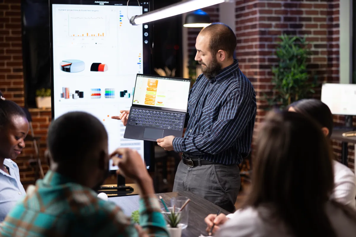 The 7 Best AI Presentation Maker Tools You Can Use Right Now