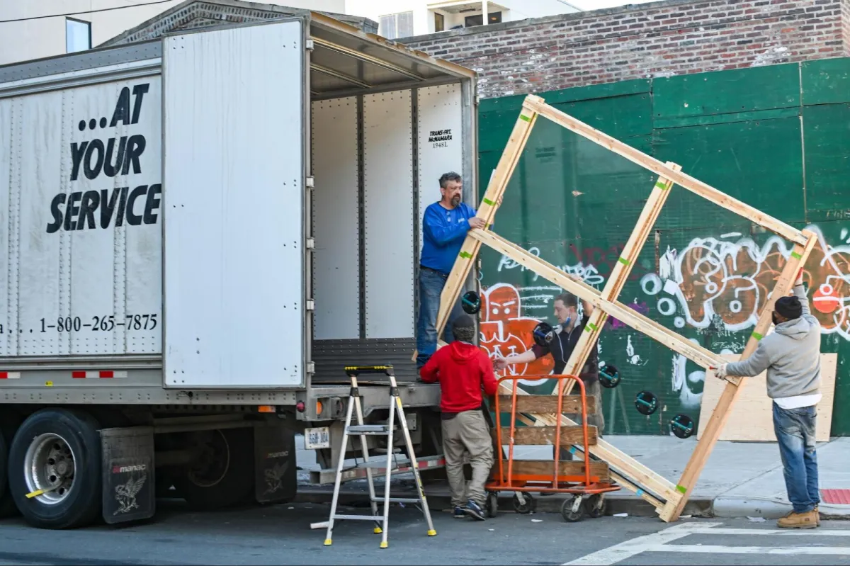 The Importance of Choosing the Right International Moving Company
