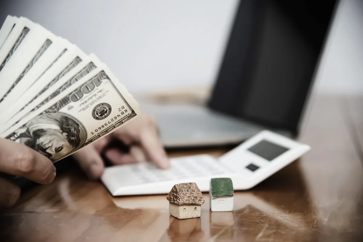 How Selling a House for Cash Works