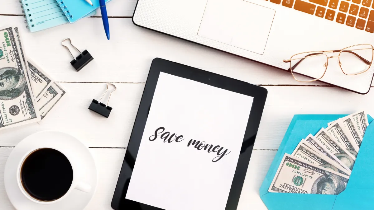 Cash Sale vs Traditional Listing: What’s the Difference?