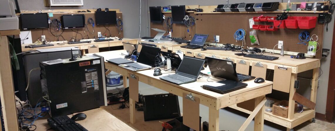 How to Handle Abandoned Laptops in a Computer Repair Shop