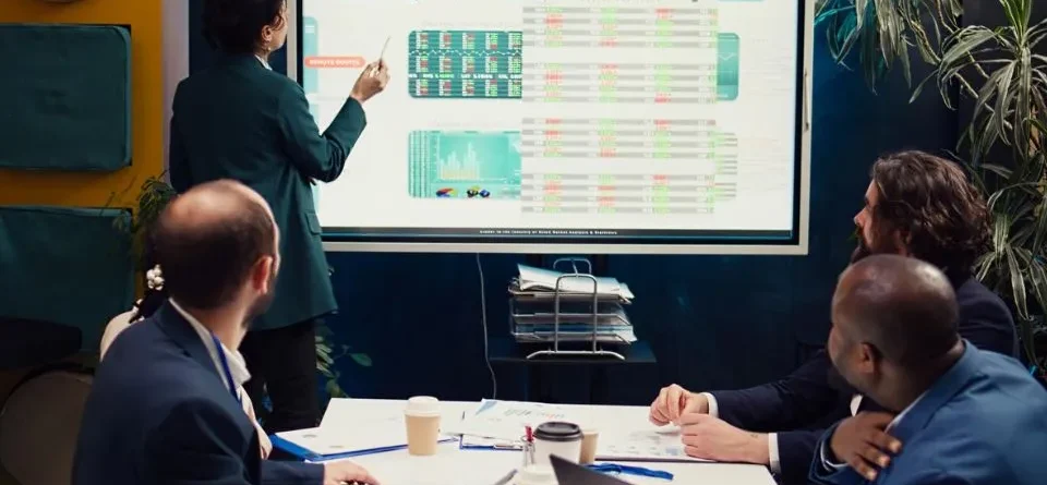 The Best Infographic Presentation Tools For Businesses & Educators In 2026
