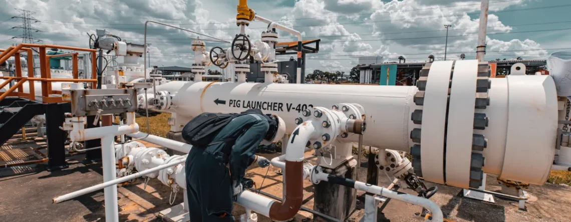 In Refinery and Petrochemical Environments, a Compressor Failure Isn't Just an Equipment Problem — It's a Production and Safety Issue That Demands the Right Service Partner from Day One