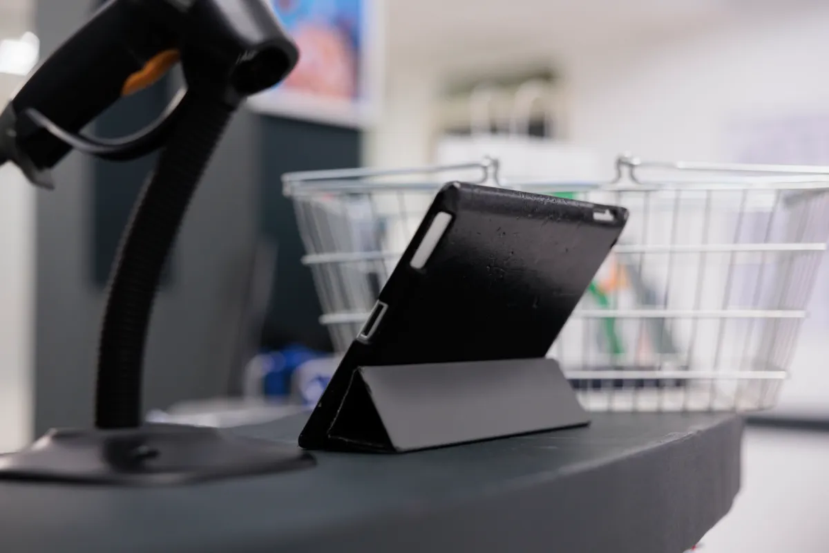 Apple POS System for Small Business: Can iPads Replace a Traditional POS?