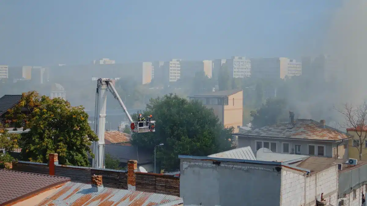 Why City Apartments Collect Dust and Particulates Faster Than Suburban Homes